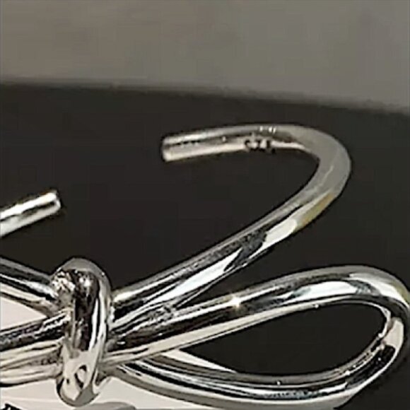 STERLING SILVER BOW KNOT BANGLE BRACELET - Picture 6 of 6